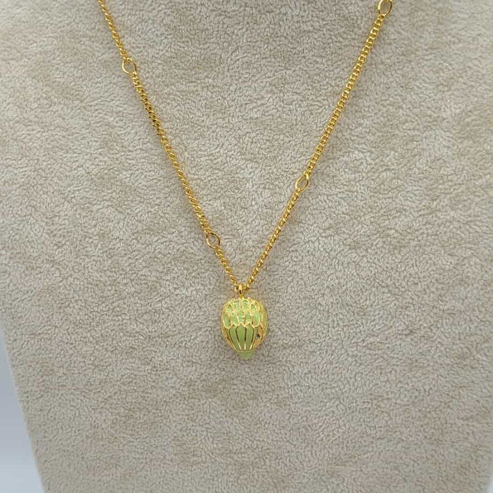 Kurt Geiger Green Enamel Eagle Gold Tone Pendant Necklace NWT!  NEW! - Picture 8 of 9